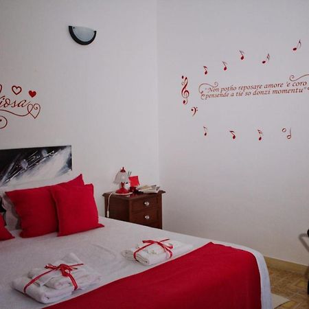 La Collina Dei Ciliegi Bed & Breakfast Sarule Luaran gambar