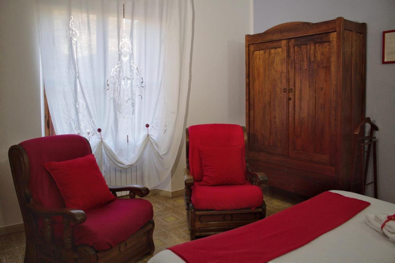 La Collina Dei Ciliegi Bed & Breakfast Sarule Luaran gambar