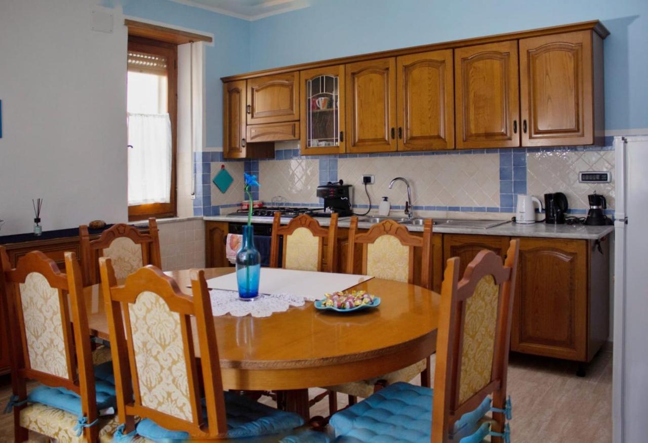 La Collina Dei Ciliegi Bed & Breakfast Sarule Luaran gambar