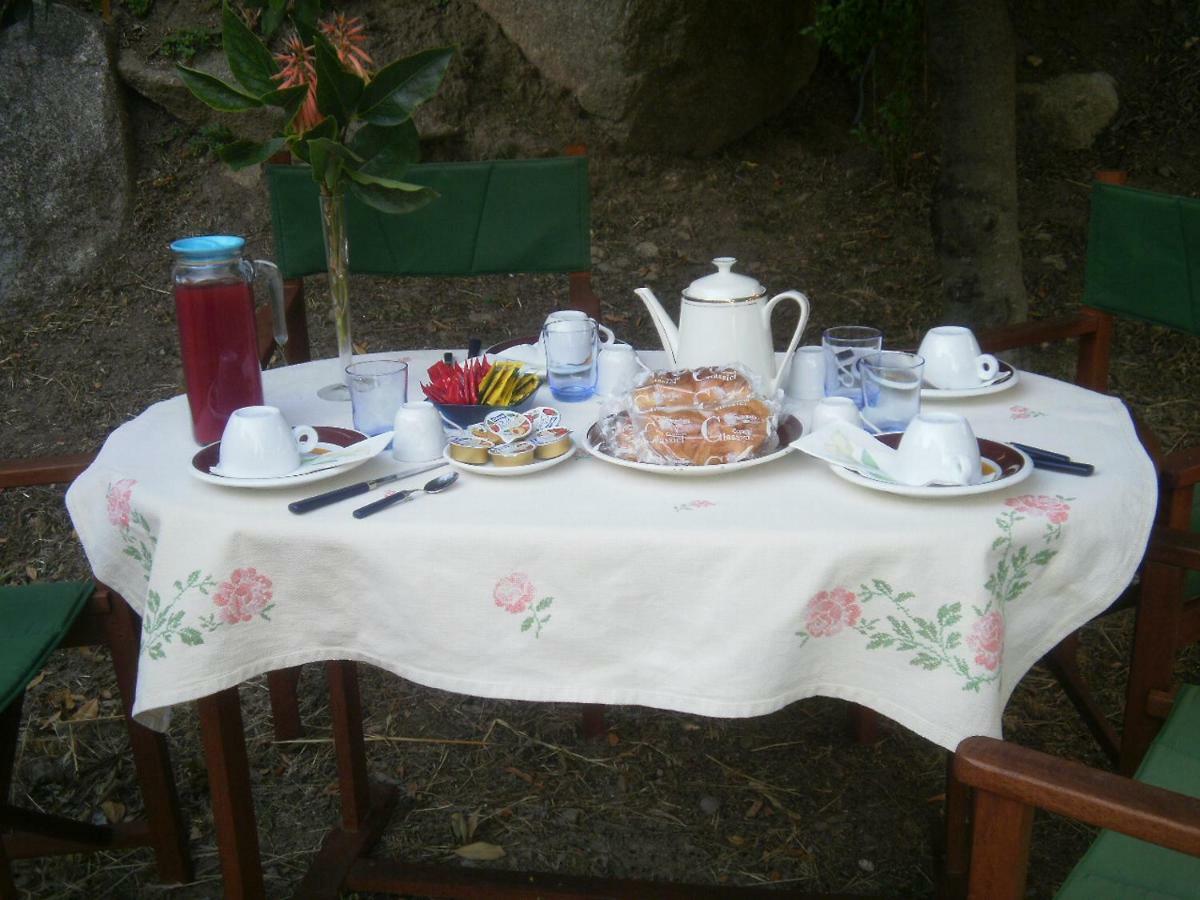La Collina Dei Ciliegi Bed & Breakfast Sarule Luaran gambar