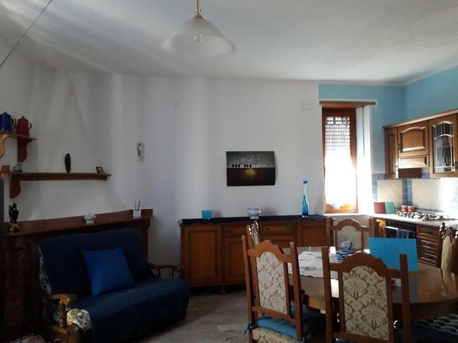La Collina Dei Ciliegi Bed & Breakfast Sarule Luaran gambar